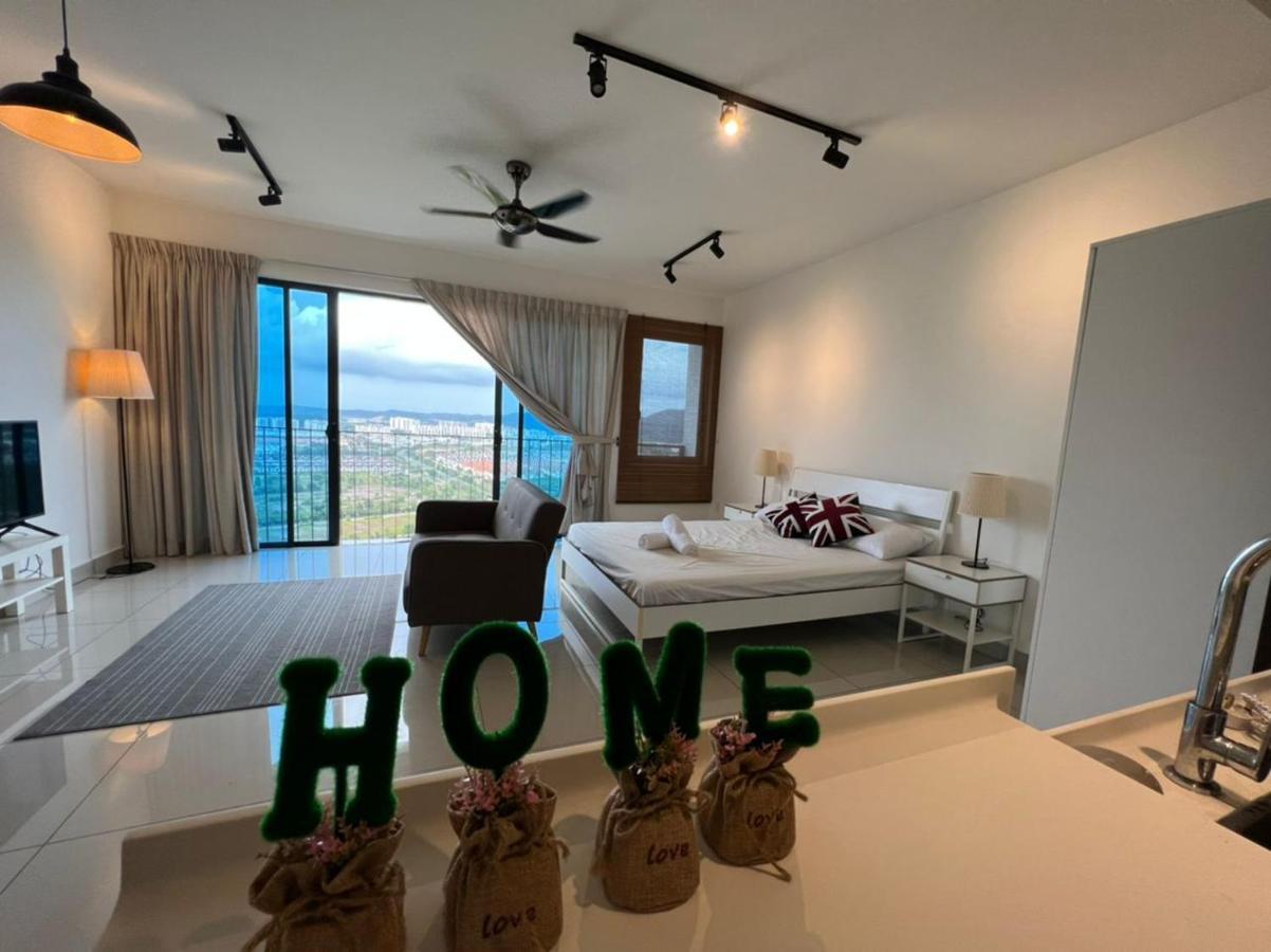 Francesco Suite - Trefoil Setia Alam-Near Setia City Mall & Setia Convention Centre Екстериор снимка
